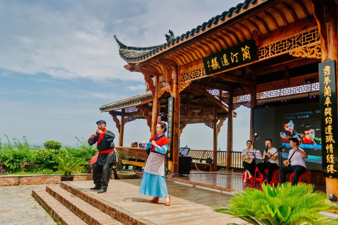 澧县第七届端午屈原祭祀暨“文化和自然遗产日”在彭山景区举行