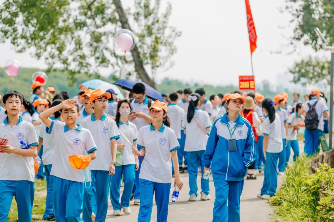 彭山景区迎来万人研学团，开启夏季研学热潮