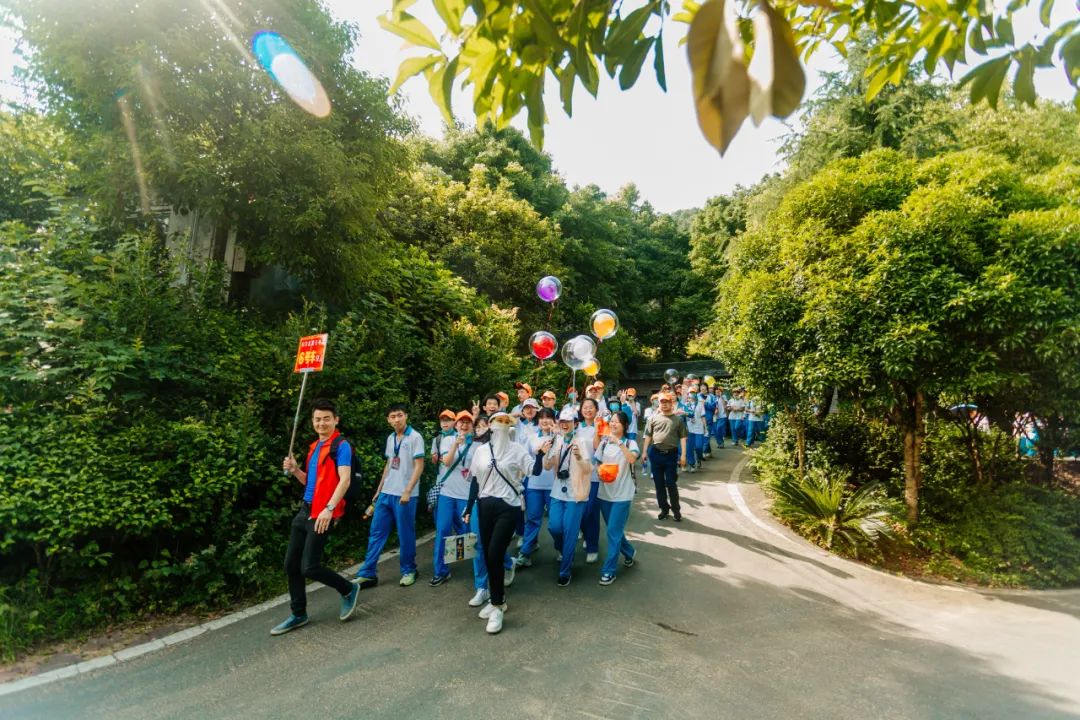 彭山景区迎来万人研学团，开启夏季研学热潮