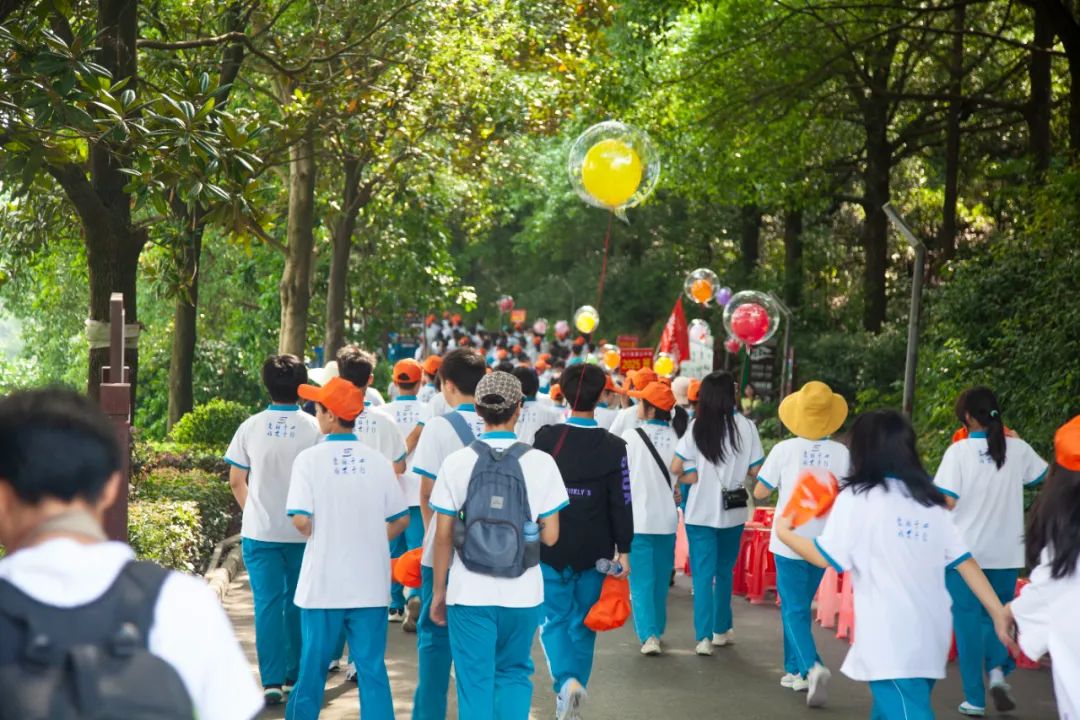 彭山景区迎来万人研学团，开启夏季研学热潮